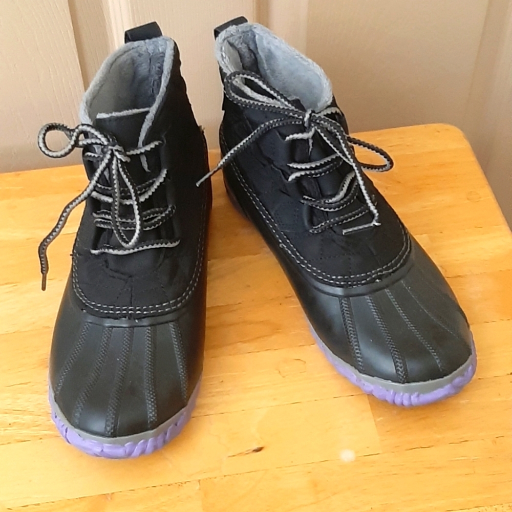 JBU WEATHER READY booties like new 8.5M
